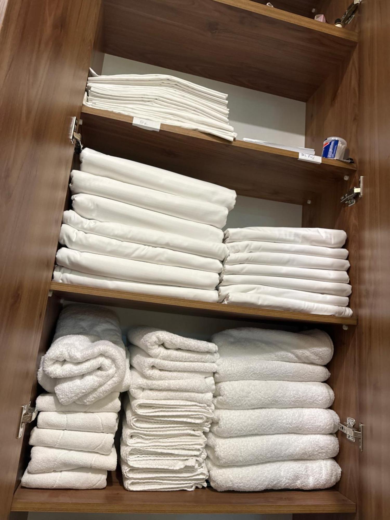 טיראנה Hotel Tirona מראה חיצוני תמונה
