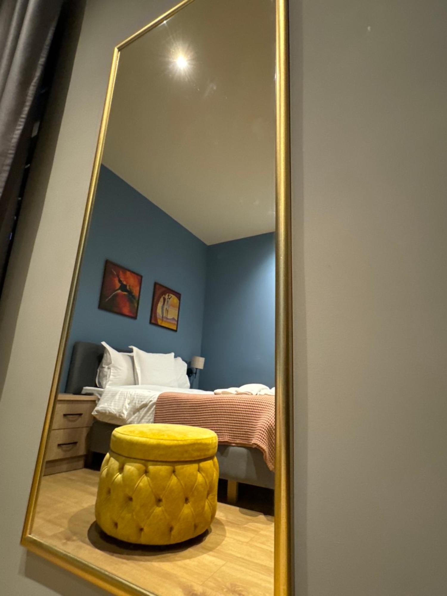 טיראנה Hotel Tirona מראה חיצוני תמונה