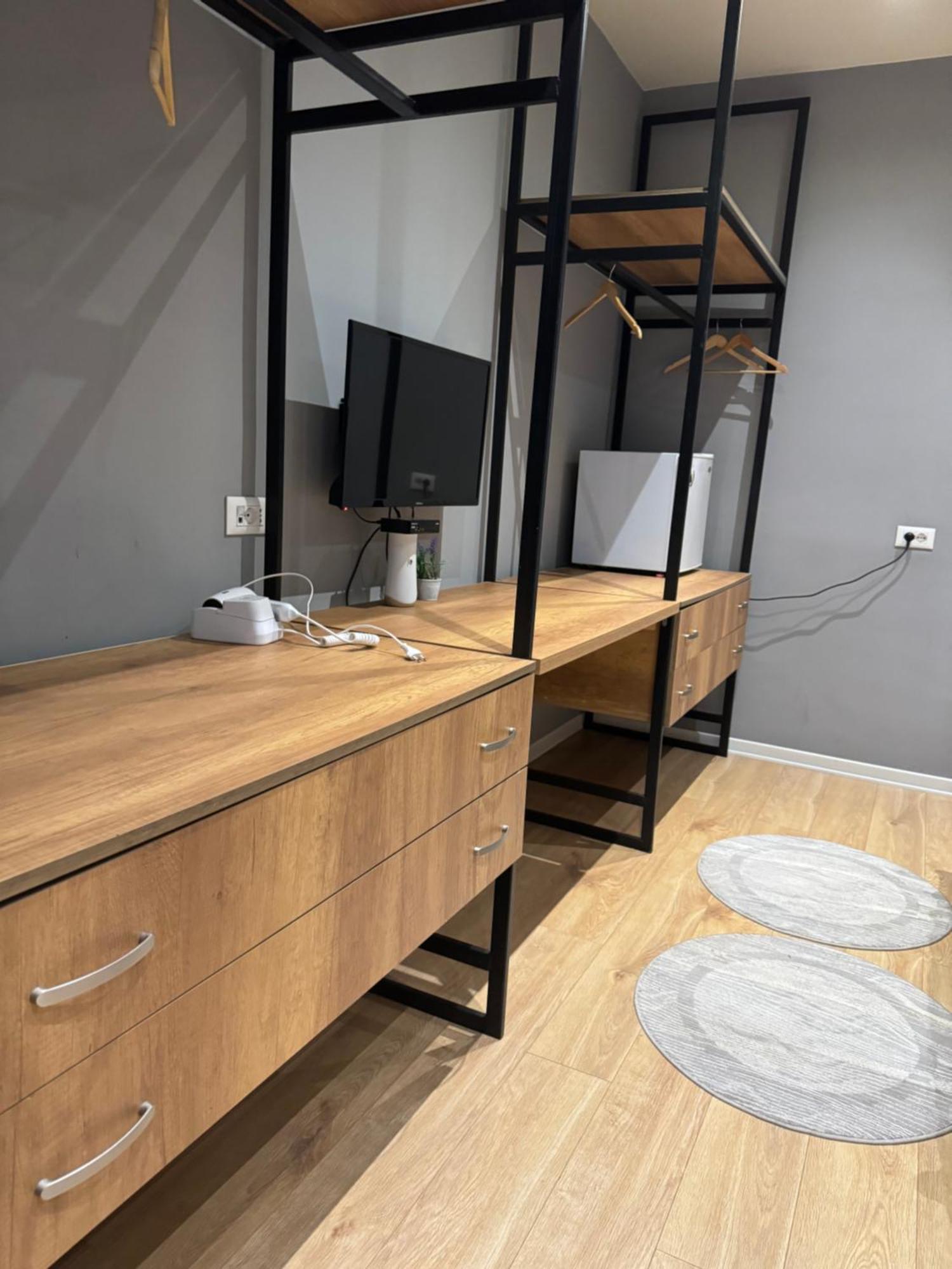 טיראנה Hotel Tirona מראה חיצוני תמונה